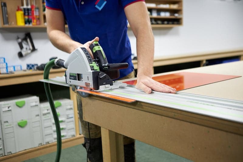 cutting alupanel