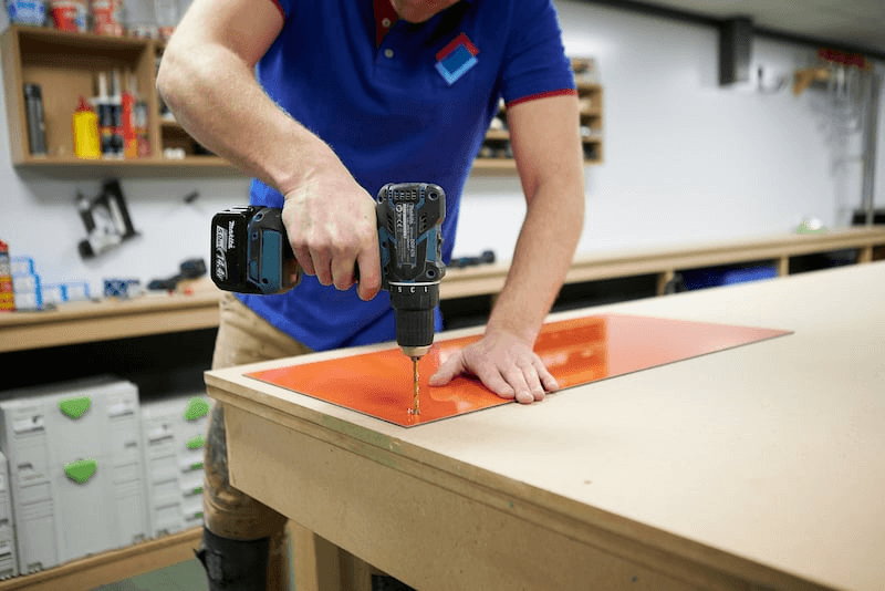 Drilling alupanel