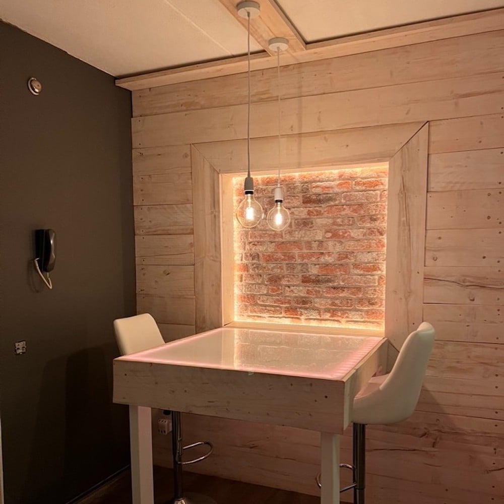 Acrylic table top with LED strips 2