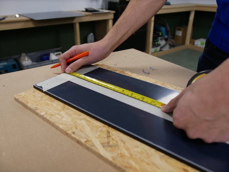 Measuring distance between coat hooks