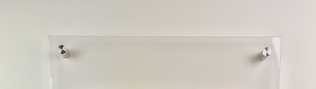 Standing plastic protective screen with spacers