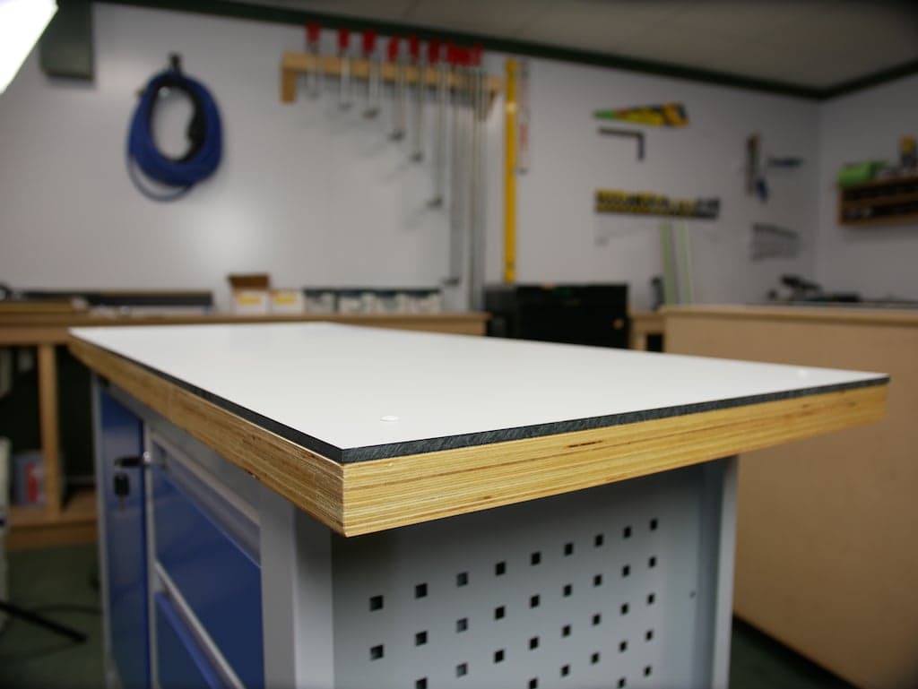 DIY worktop from HPL in 3 steps