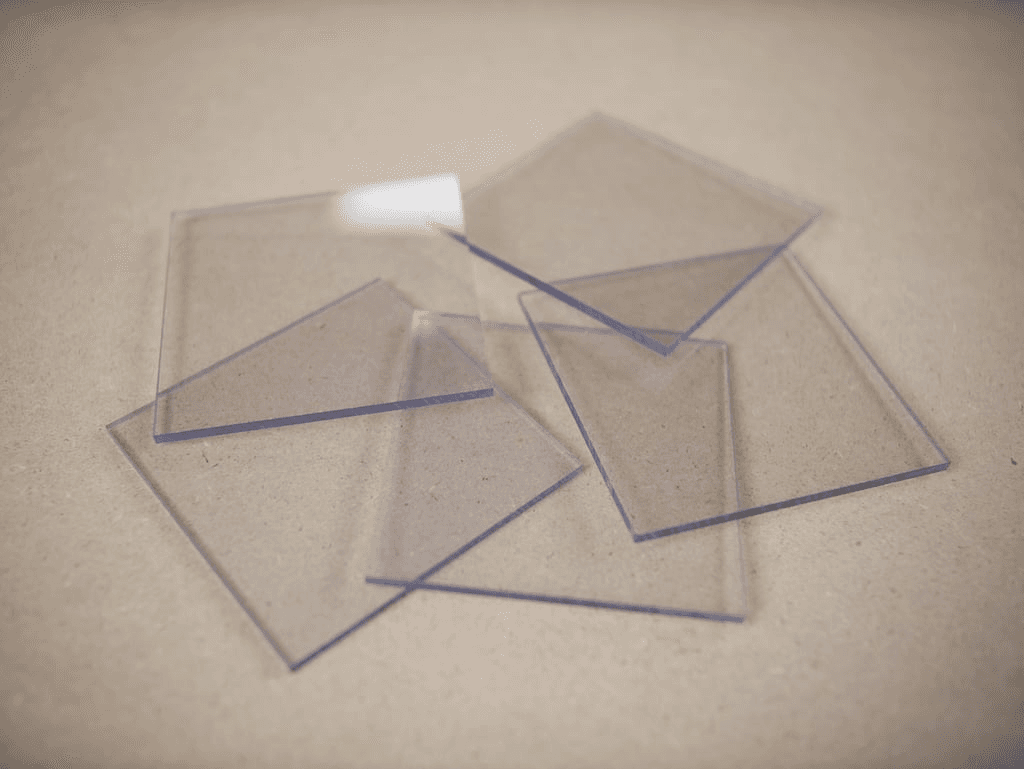 What is the insulation value of polycarbonate?