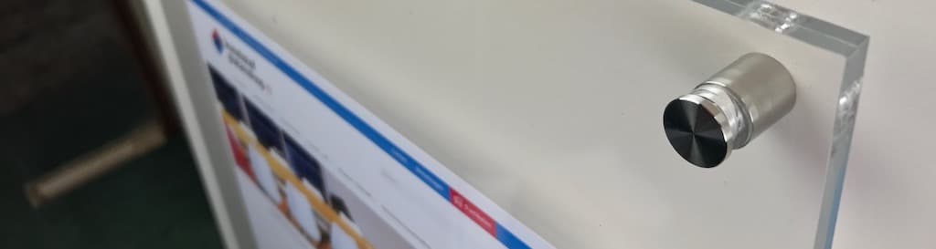 DIY menu card holder