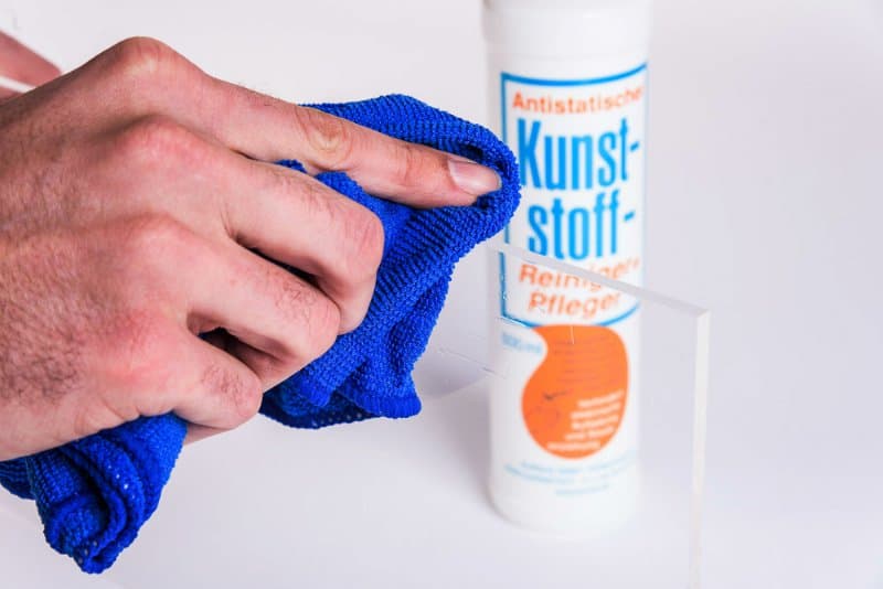 Remove scratches from acrylic sheet