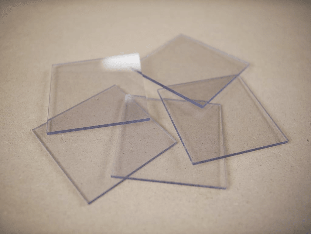 What is the insulation value of polycarbonate?