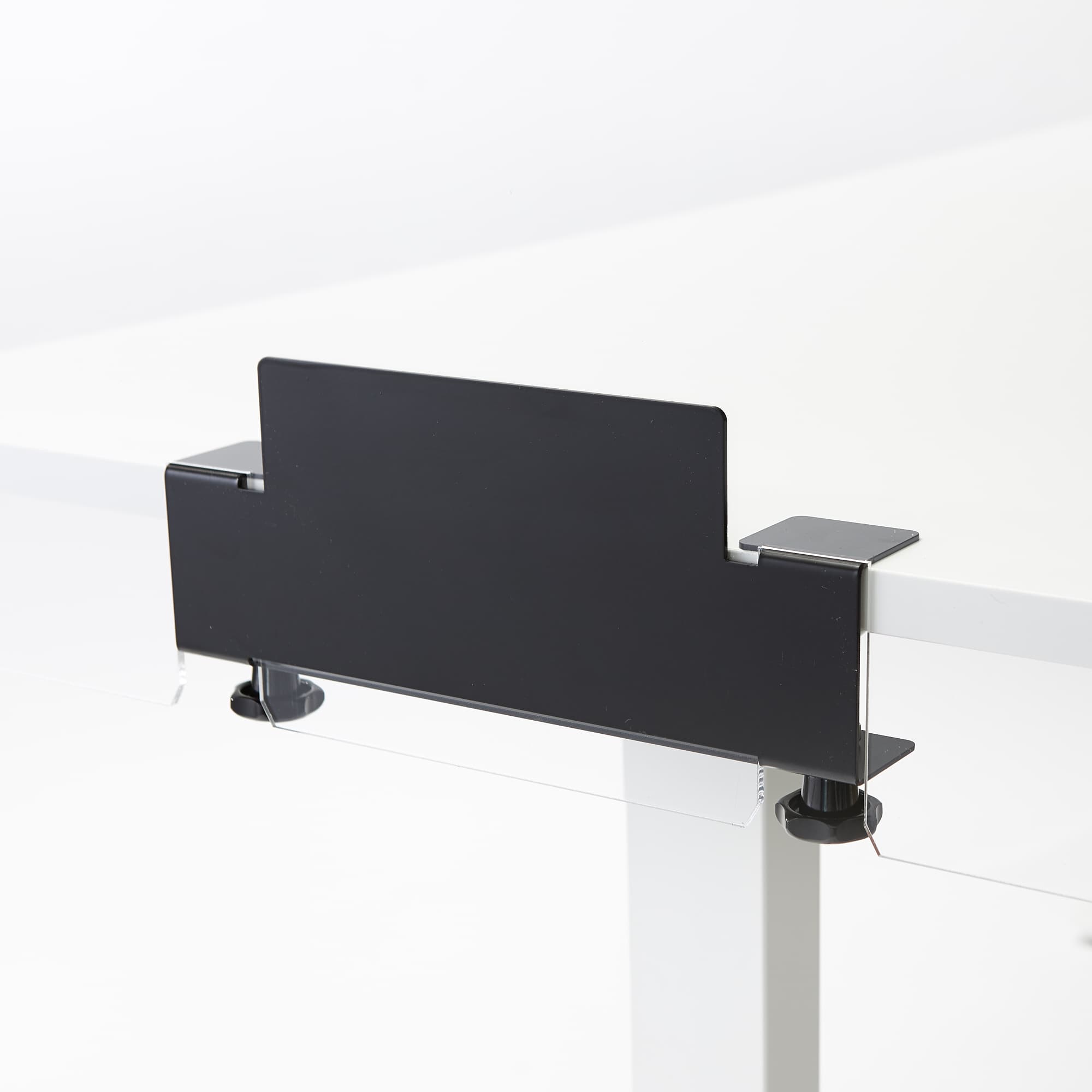 Bracket for mounting acrylic sheet