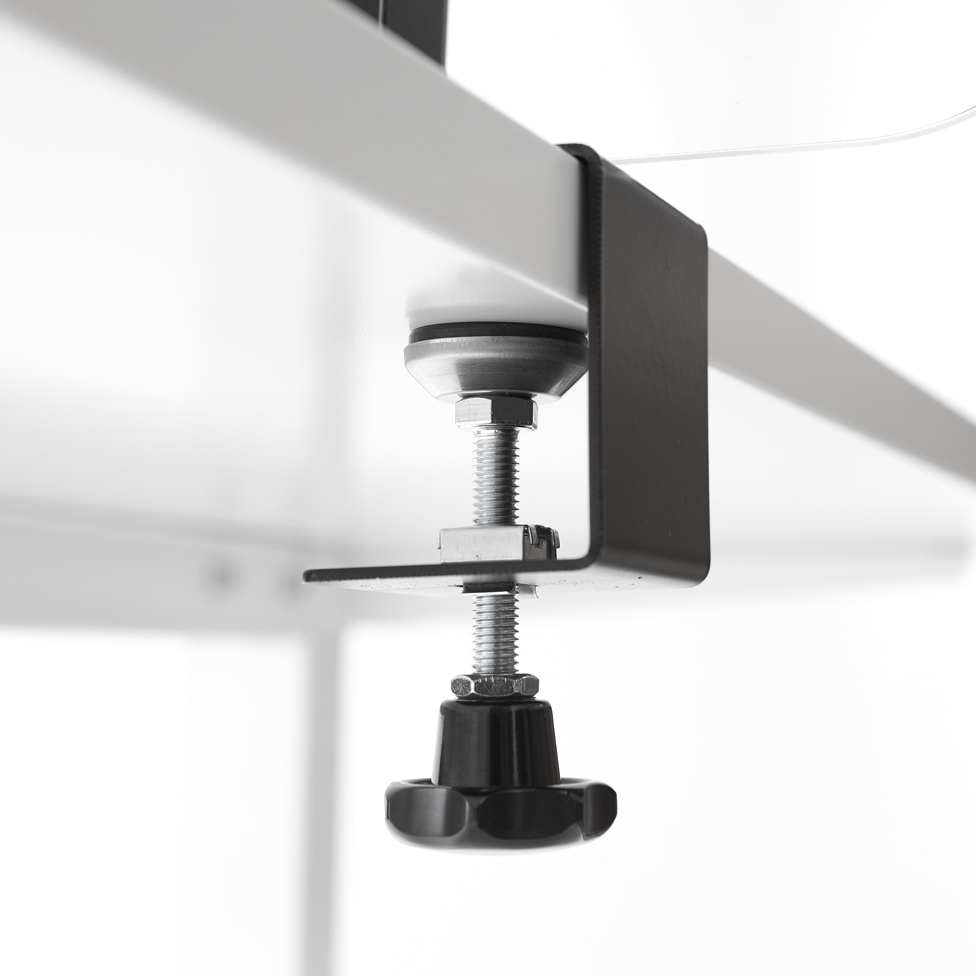 Bracket for perspex with screw clamp