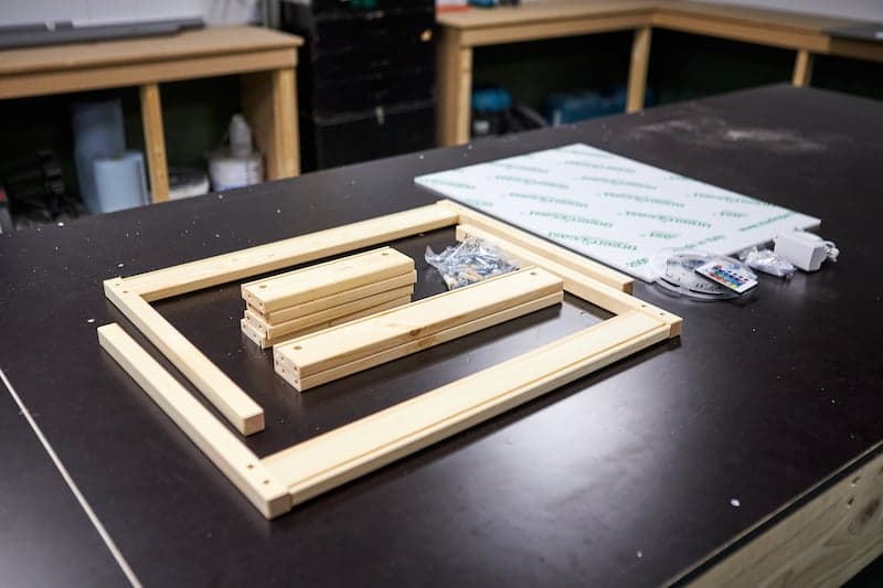 DIY light table neccesities