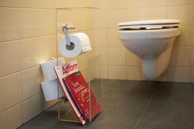 Toilet roll holder make yourself