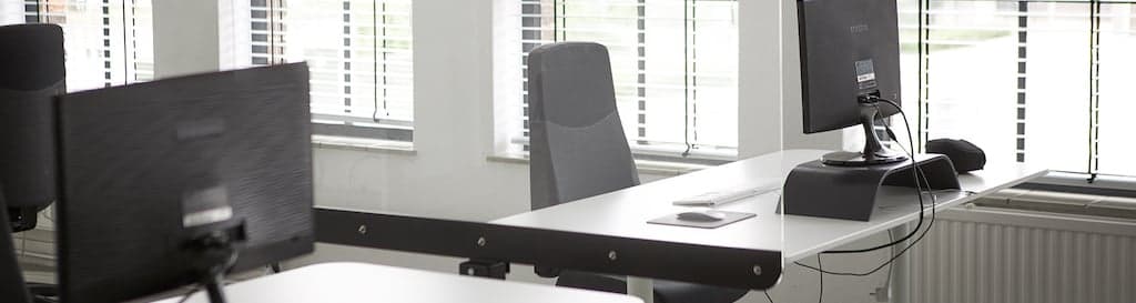 Make your office Corona-proof with perspex