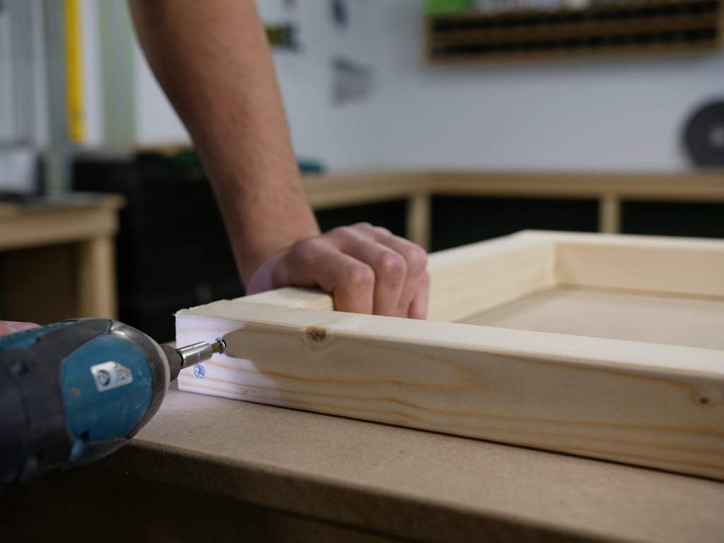 DIY outdoor cushion storage box make frame