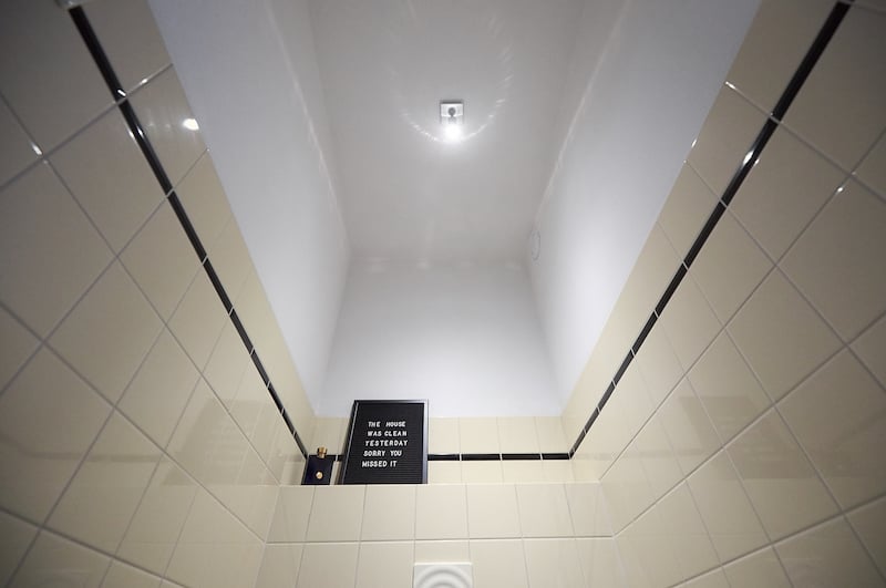 Toilet ceiling without plastic cladding