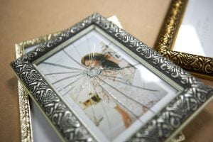 Replacing picture frame