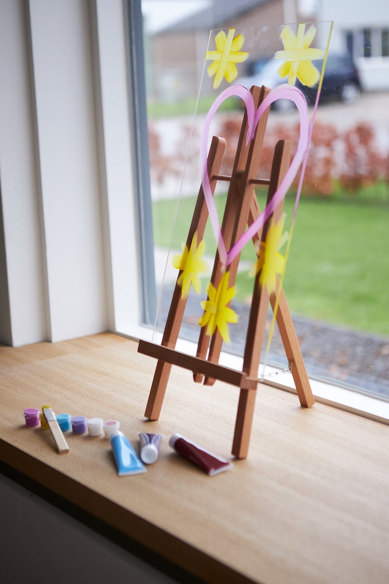 Perspex easel on table